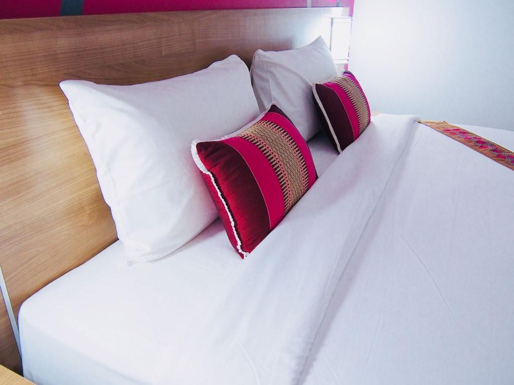 Eco Inn Lite Ubon Ratchathani Eksteriør billede