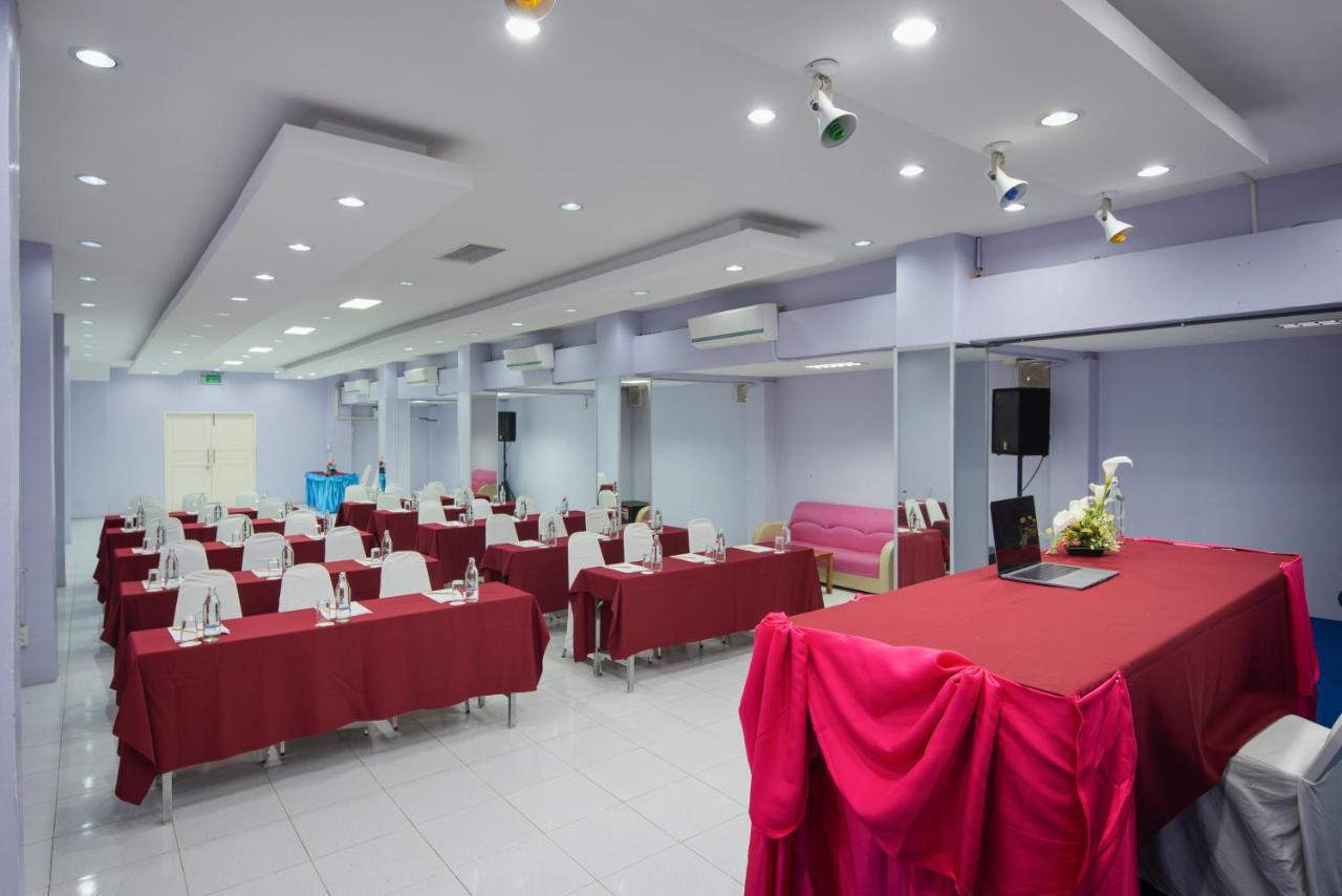 Eco Inn Lite Ubon Ratchathani Eksteriør billede